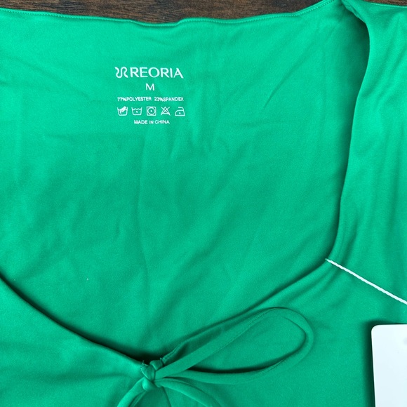 REORIA U-Neck Adjustable Tie-Front Crop Top Soft Sexy Sleeveless Tops <<<302>>> - Picture 2 of 5